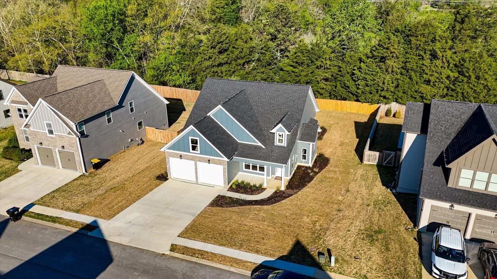 8886 Silver Maple Drive. Ooltewah, TN 37363
