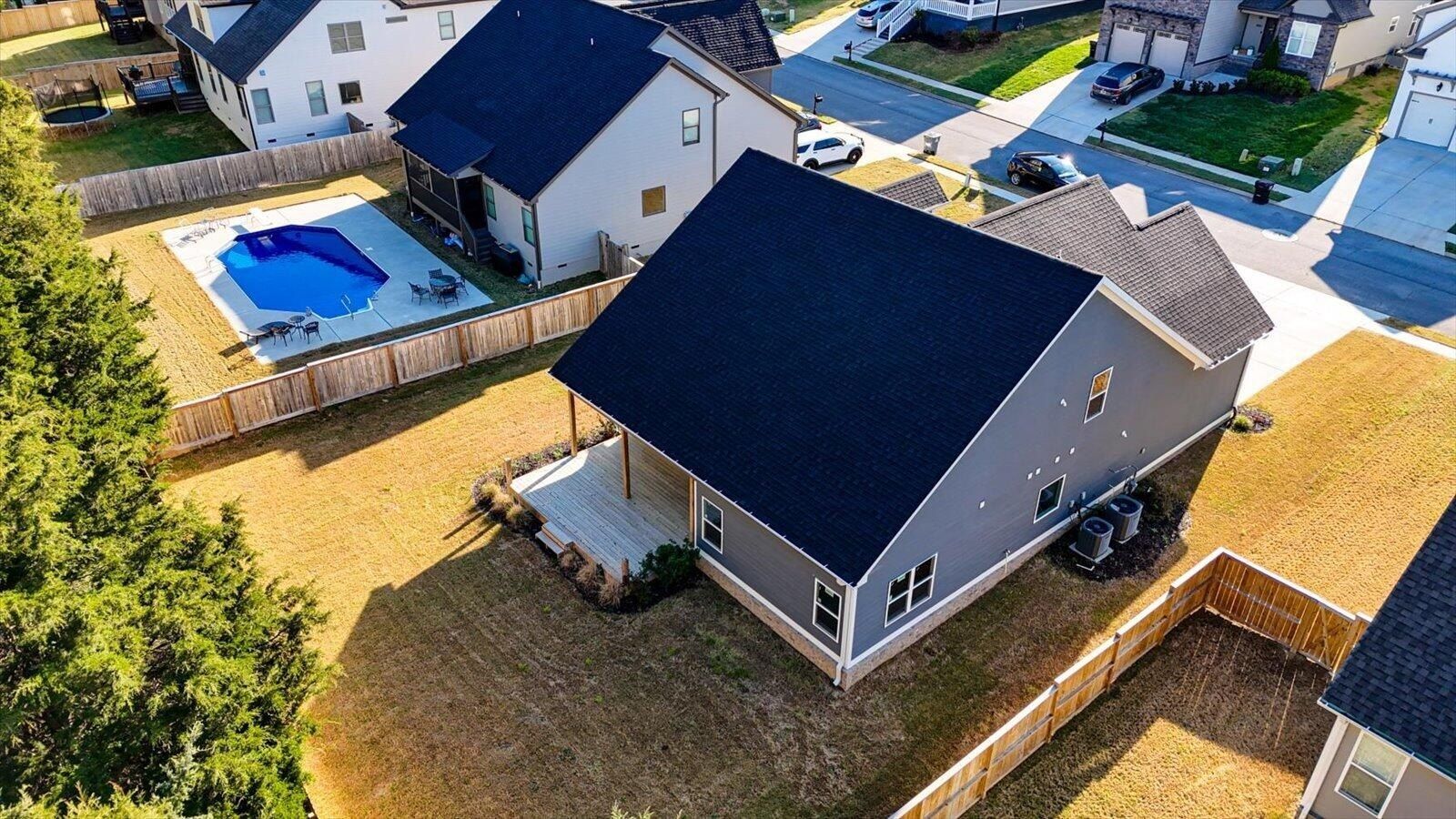 8886 Silver Maple Drive. Ooltewah, TN 37363