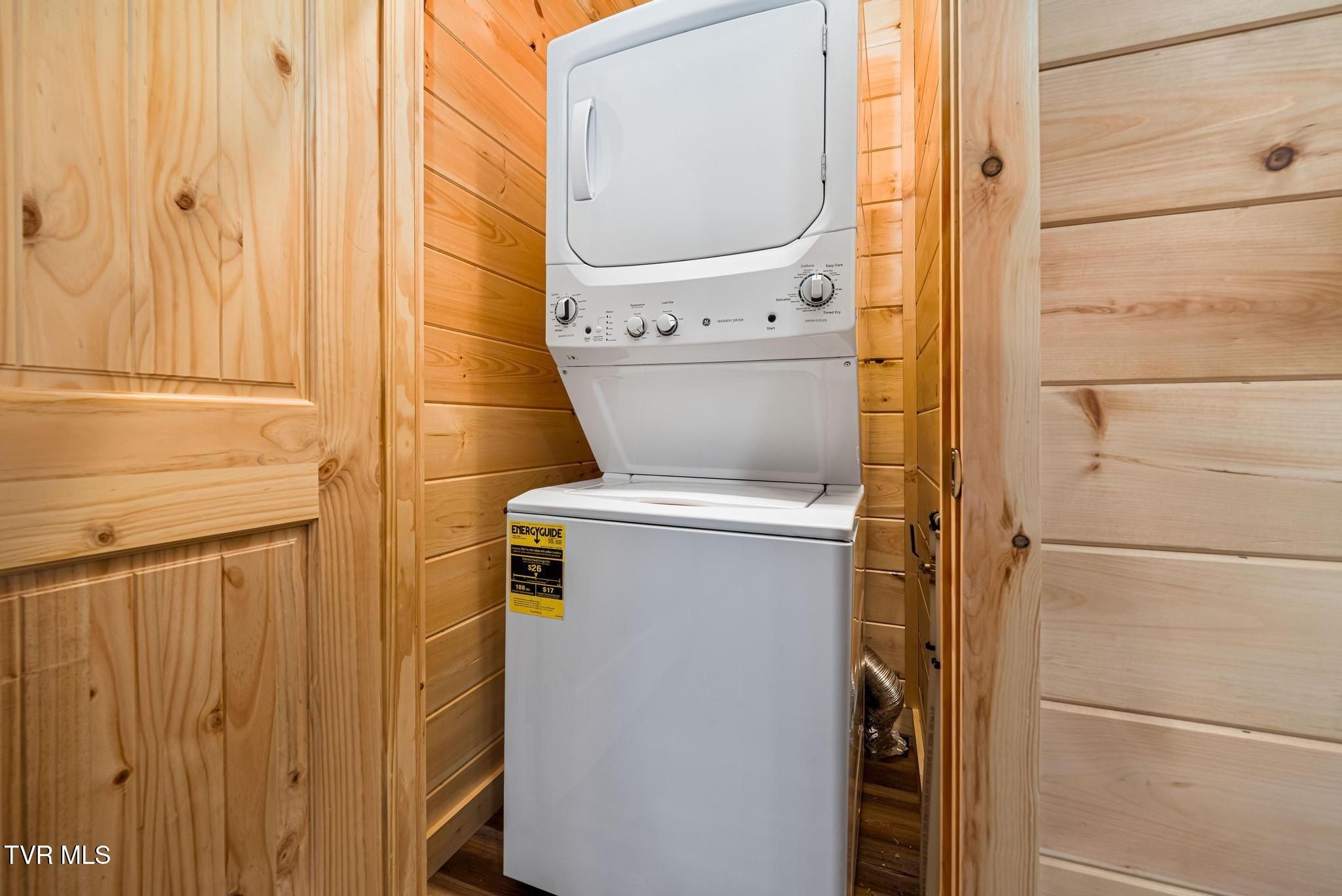 1135 Cherry Springs Lane. Trade, TN 37691