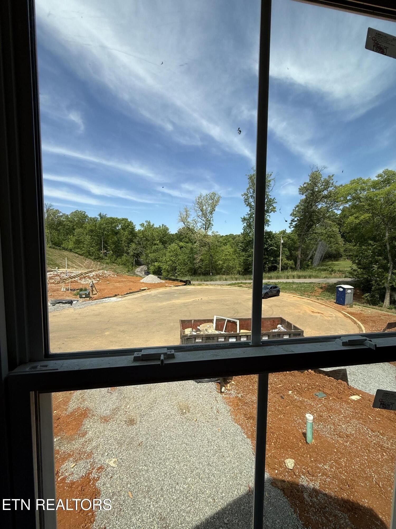 504 8Th Avenue. Lenoir City, TN 37771