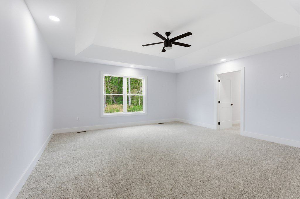 1941 Pembrooke Pines Ln. Cookeville, TN 38506