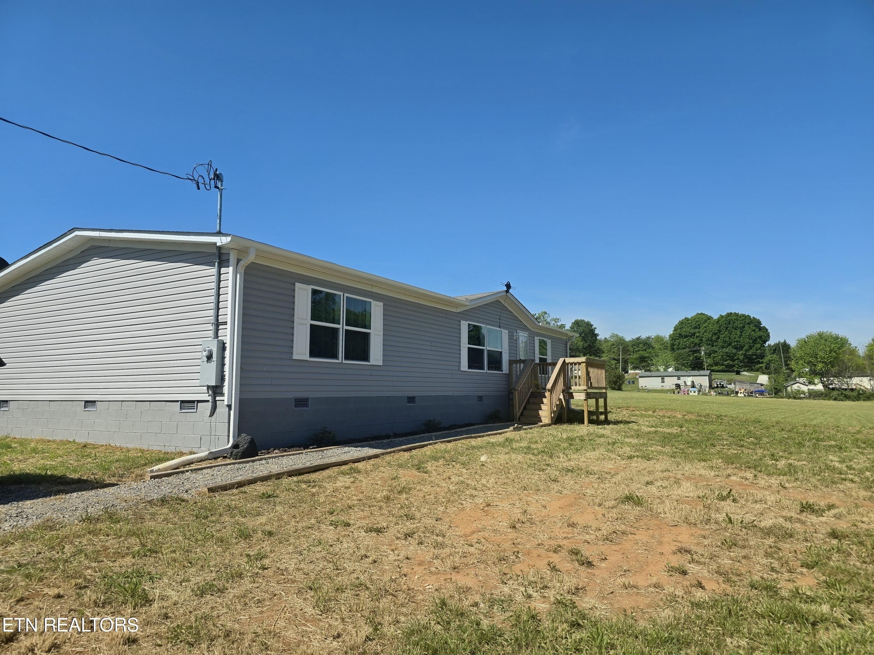 Oakland Rd. Sweetwater, TN 37874