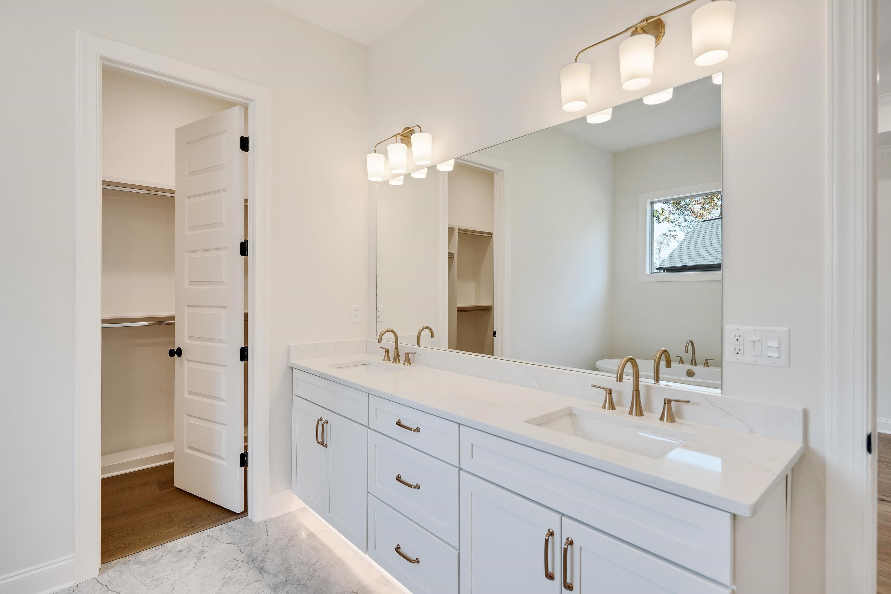 12042 Stromness. Arlington, TN 38002