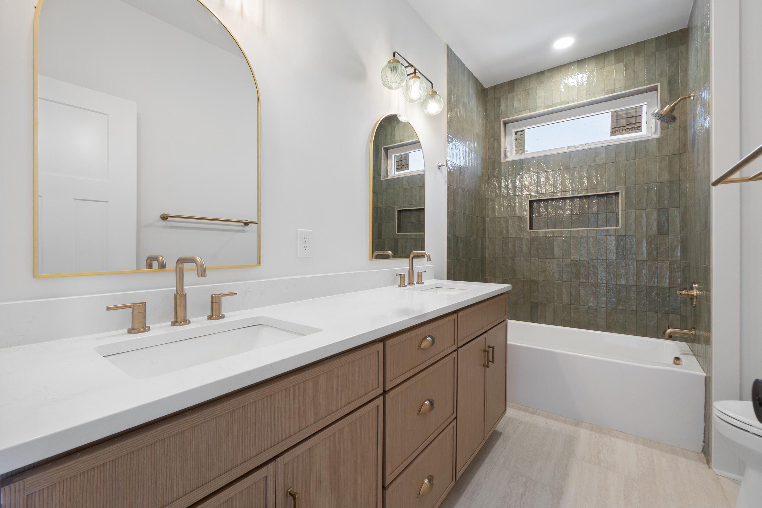 1404 Bailey Avenue. Chattanooga, TN 37404