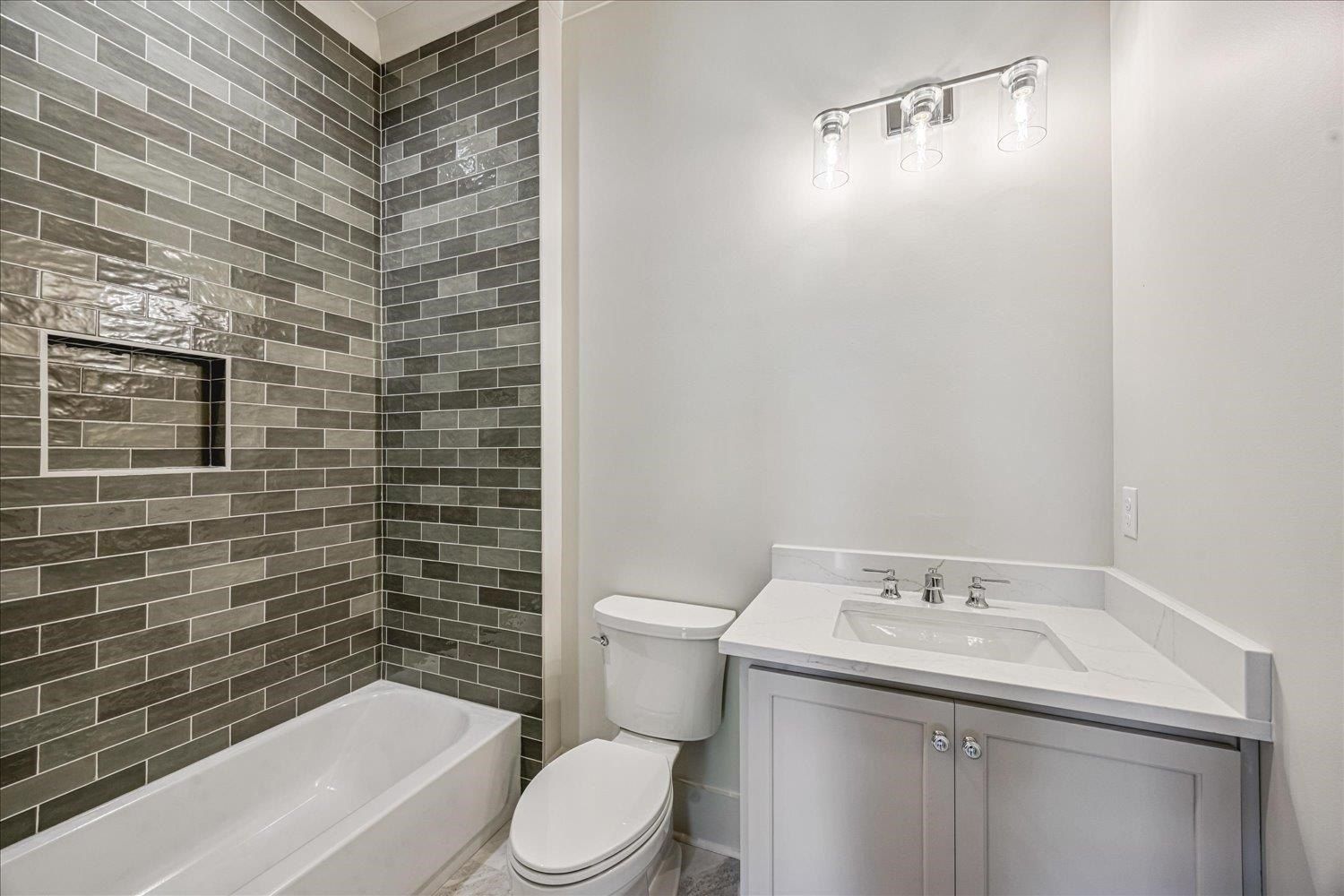 9115 Cheatham. Germantown, TN 38138