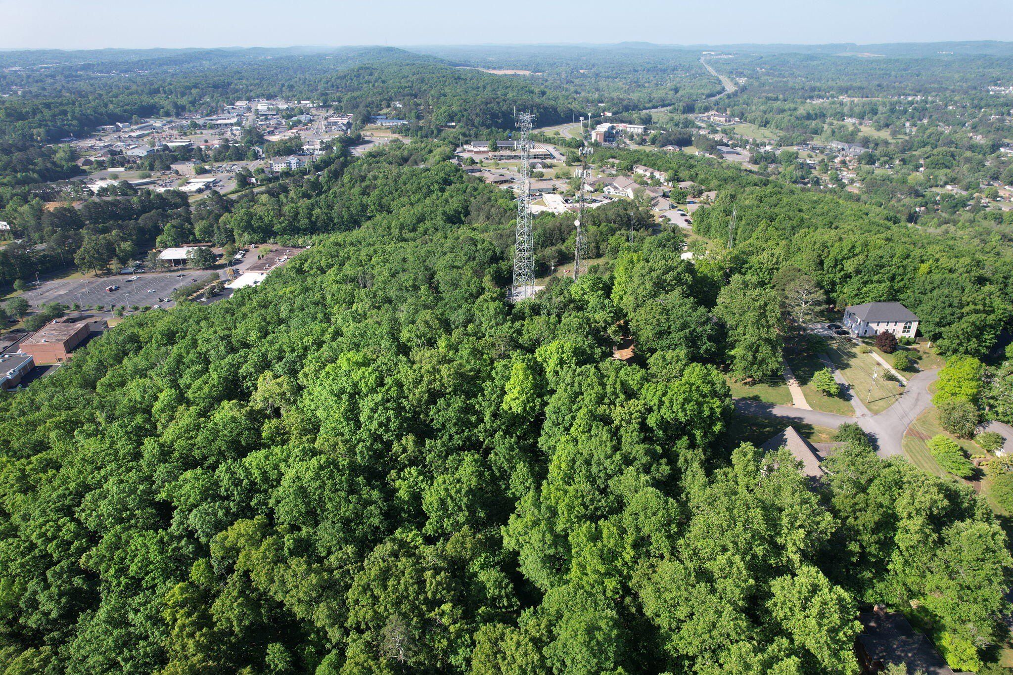 3470 Crown Colony Drive Nw. Cleveland, TN 37312