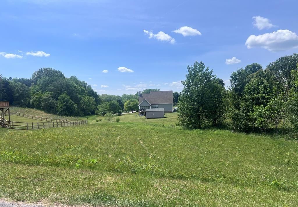 3522 Brookstone Dr. Cookeville, TN 38506
