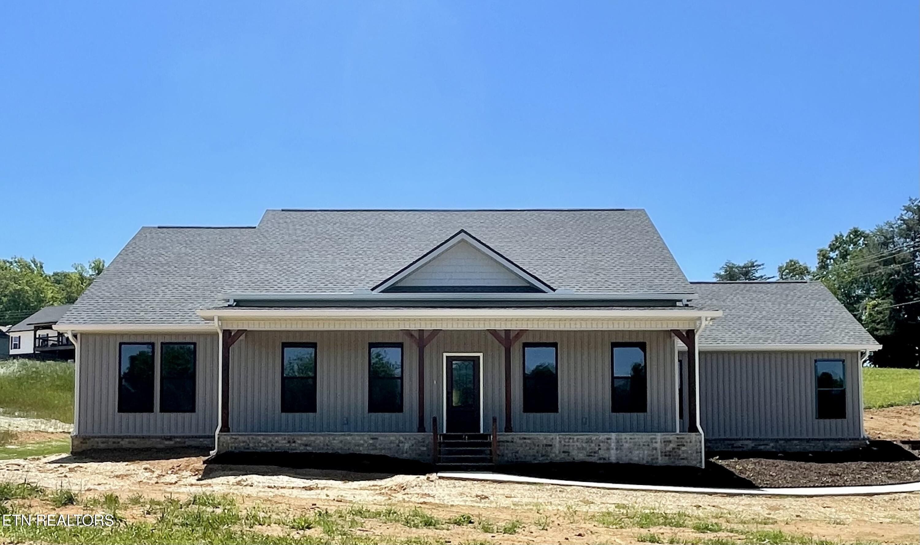 898 Brick Mill Rd. Maryville, TN 37801