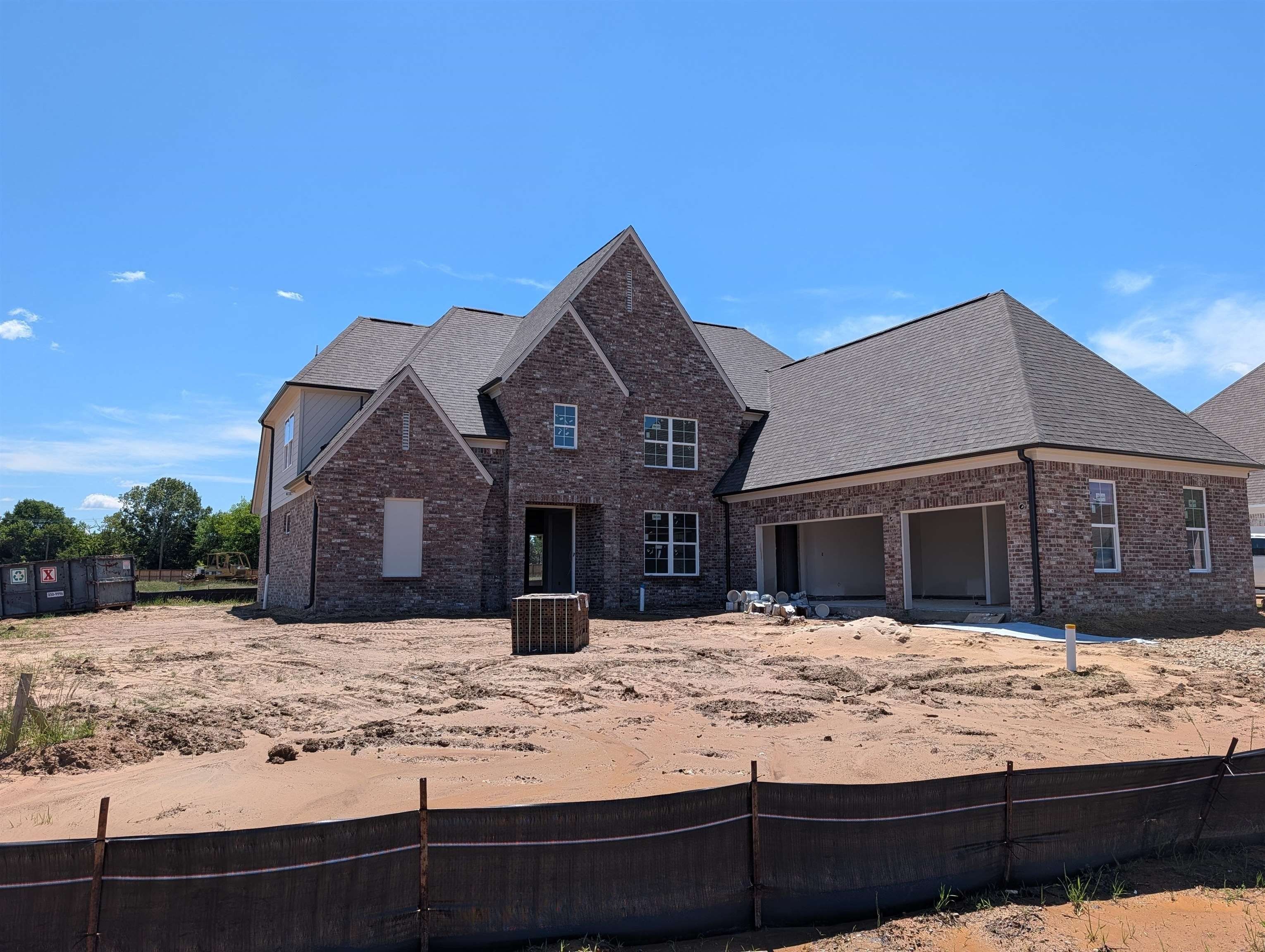 5308 Buttercup. Lakeland, TN 38002