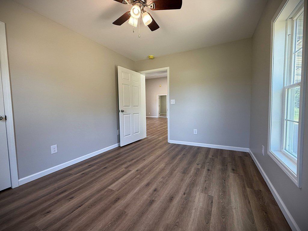 246 Ralph Spivey Lane. Gainesboro, TN 38562