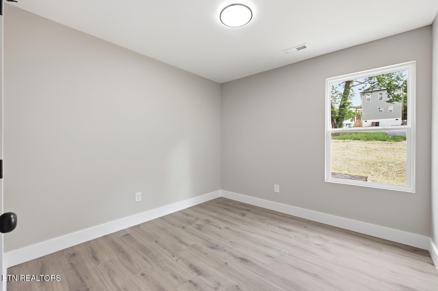 1443 Beaumont Ave. Knoxville, TN 37921