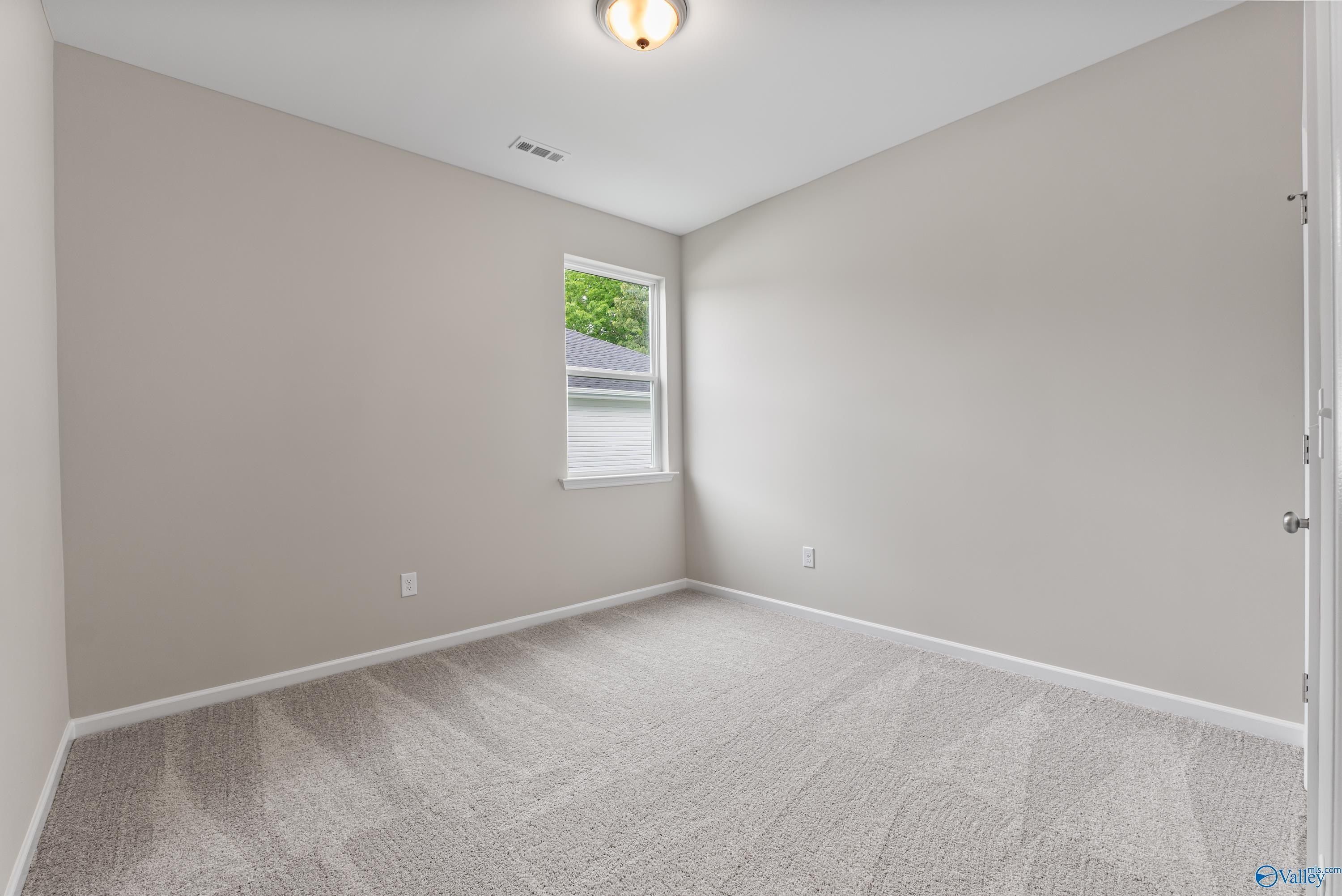 34 Aurora Circle. Fayetteville, TN 37334