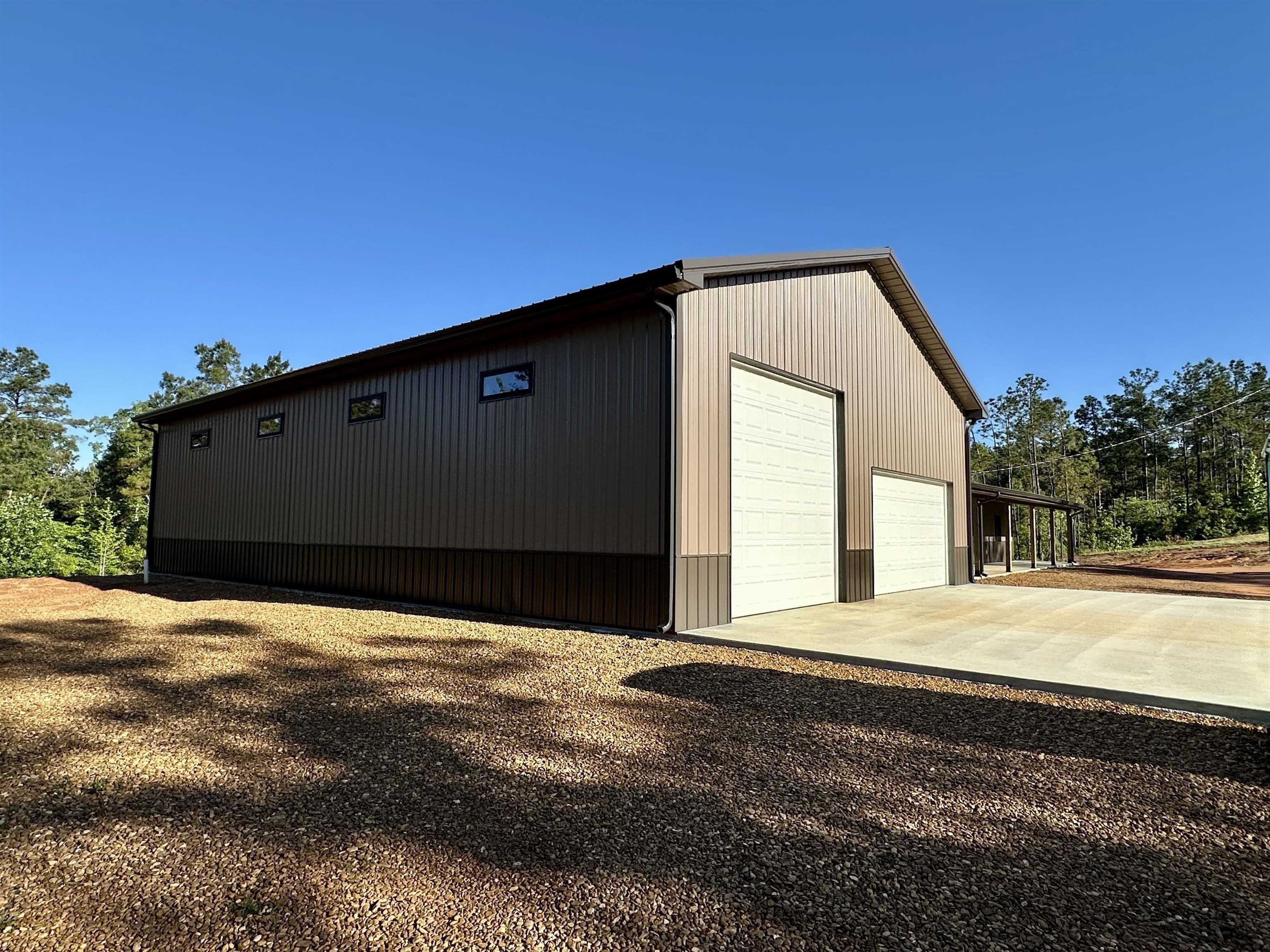 1137 Arl Bailey. Finger, TN 38334