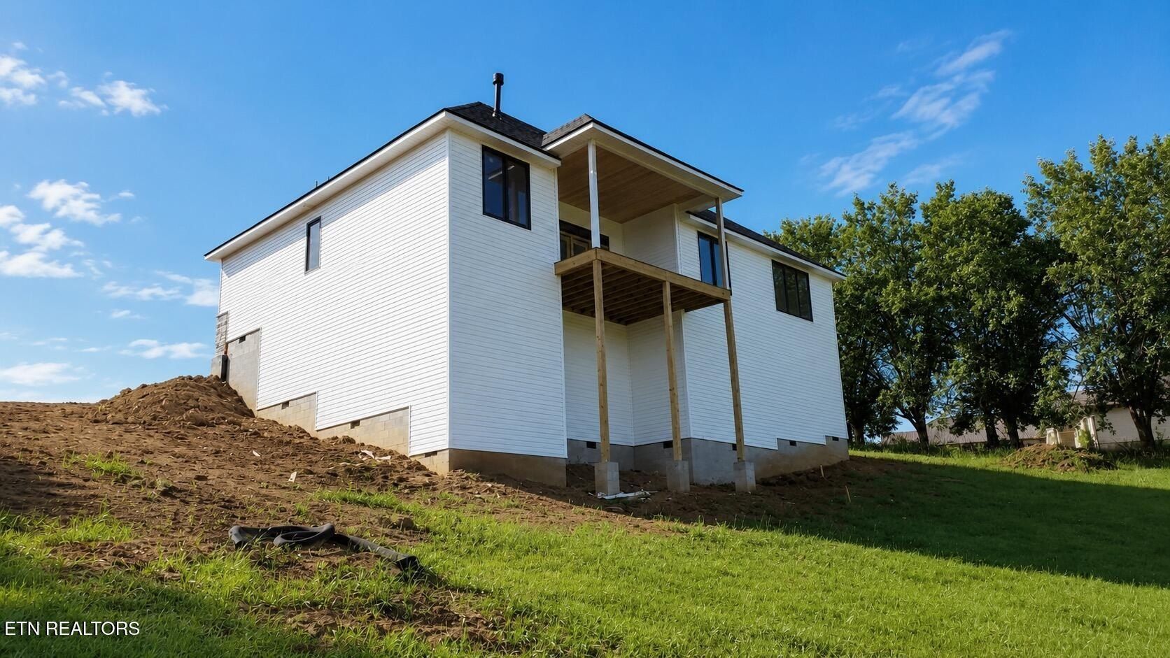 Marble Bluff Drive. Kingston, TN 37763