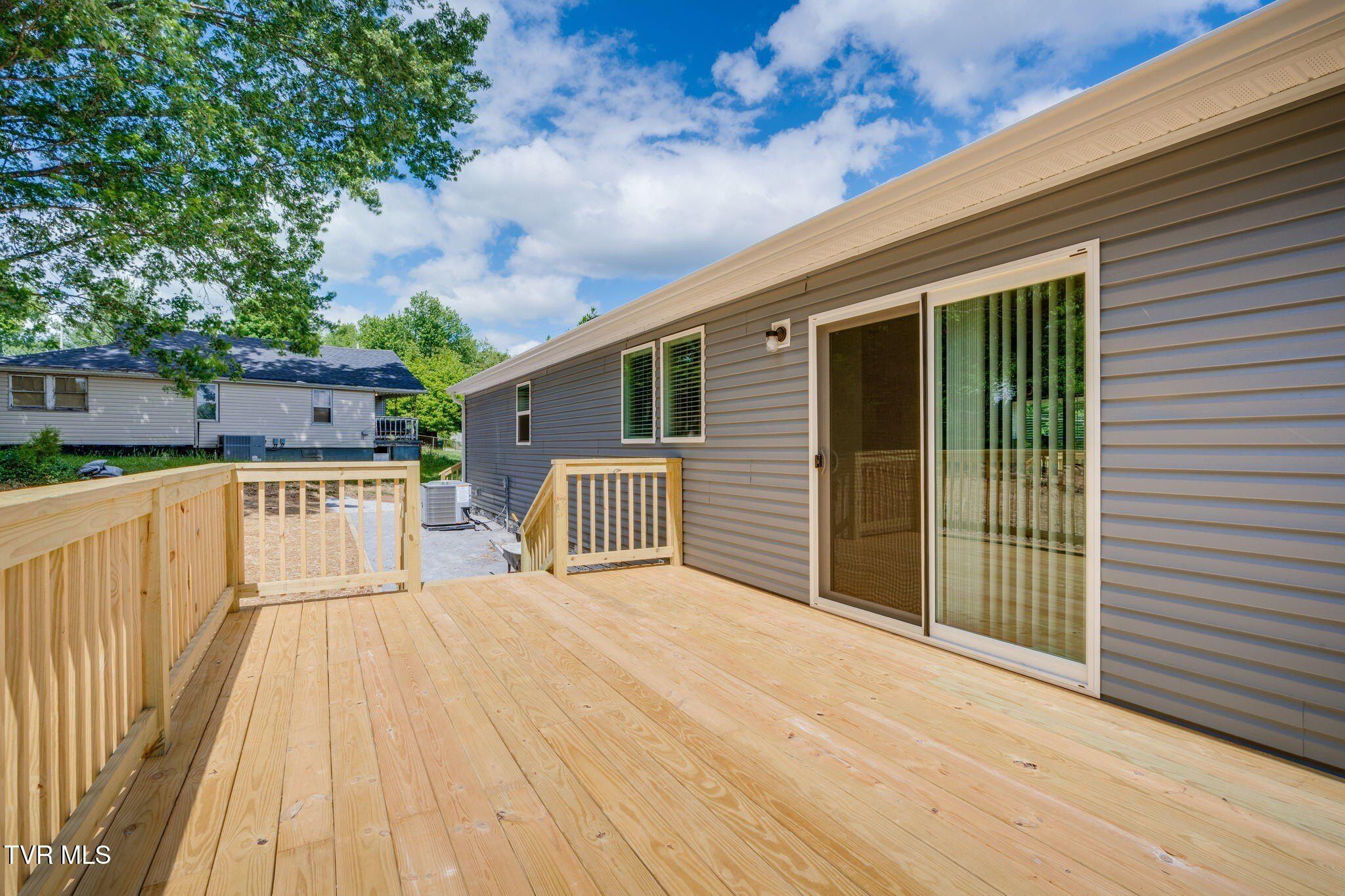 115 Hillside Drive. Johnson City, TN 37601