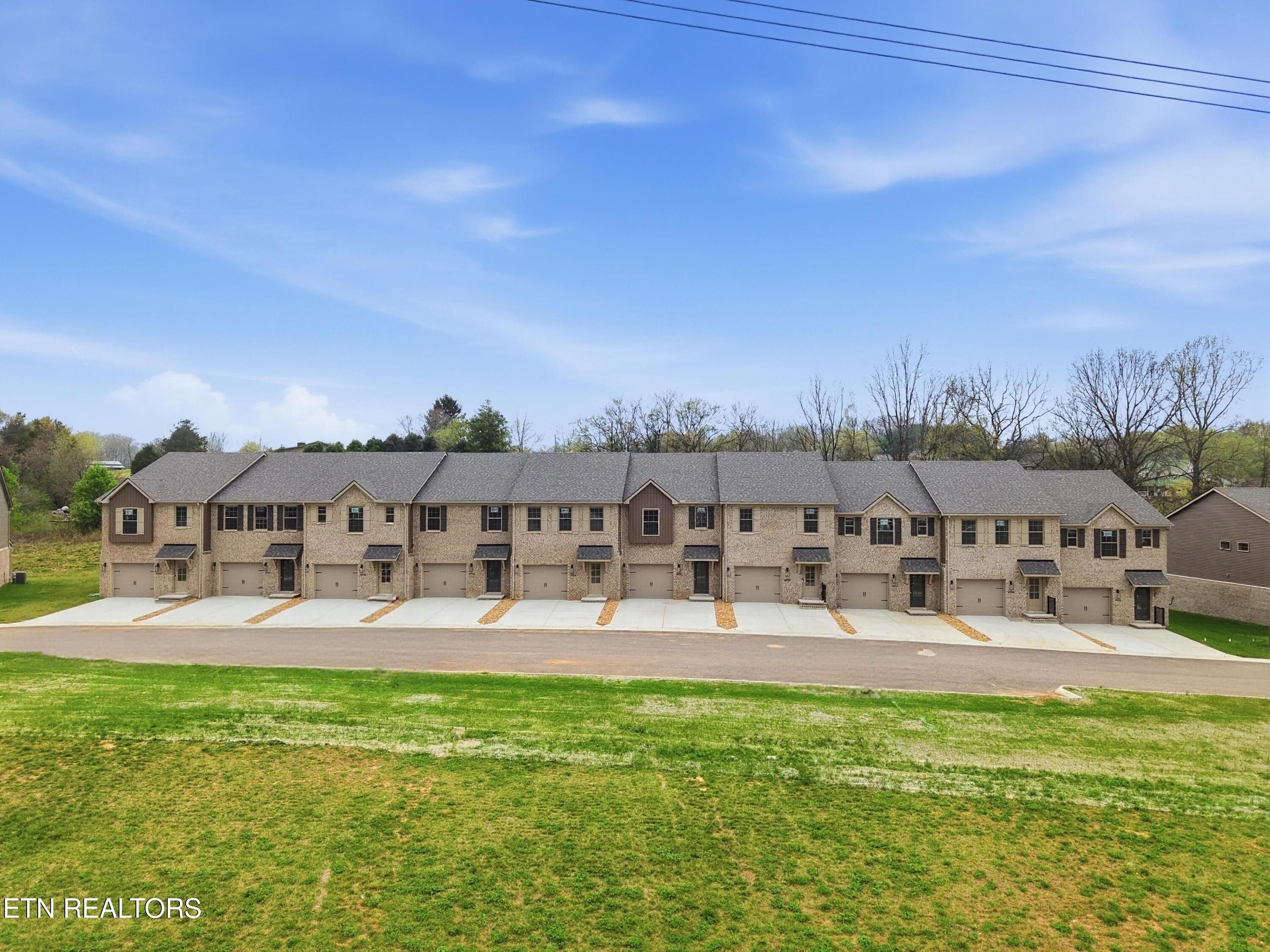 Keenberg Lane. Knoxville, TN 37931