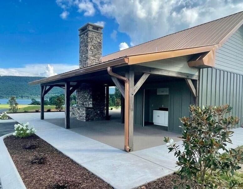 420 Clubhouse Drive. Jasper, TN 37347