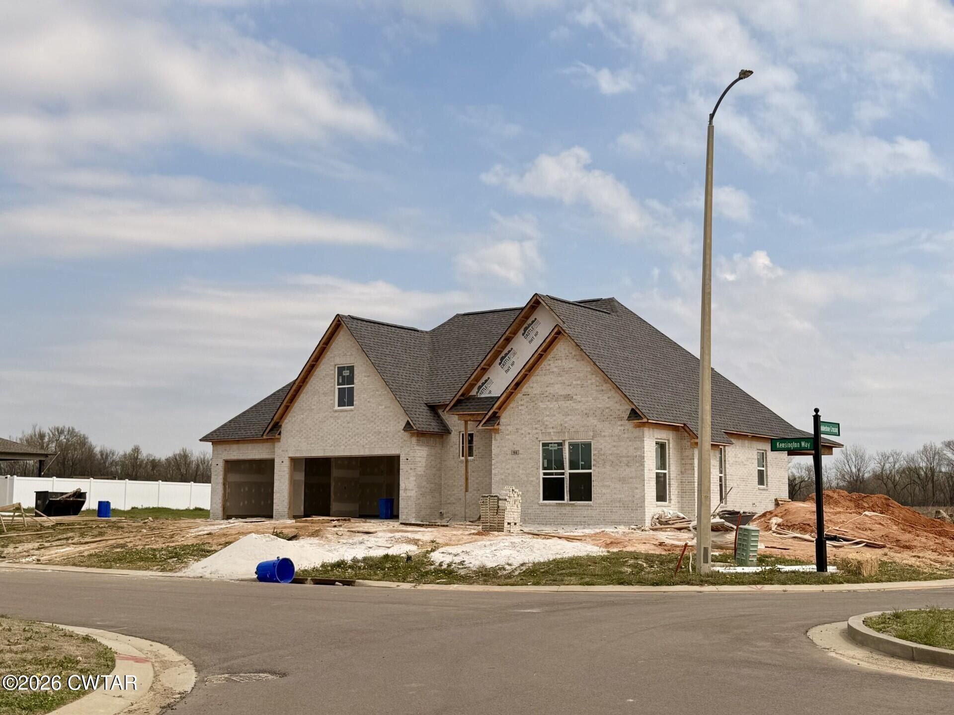 Kensington Way. Dyersburg, TN 38024