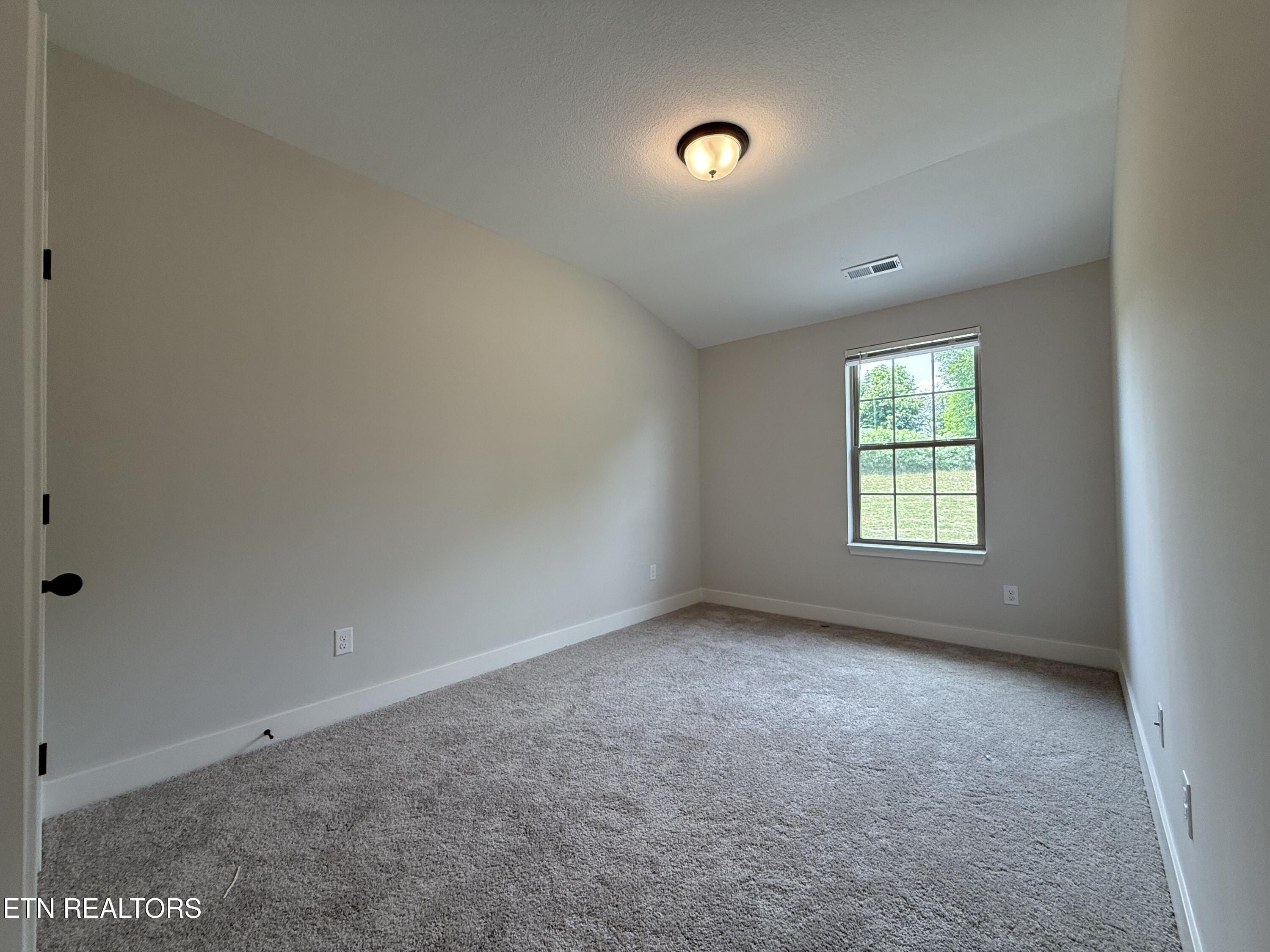 Keenberg Lane. Knoxville, TN 37931