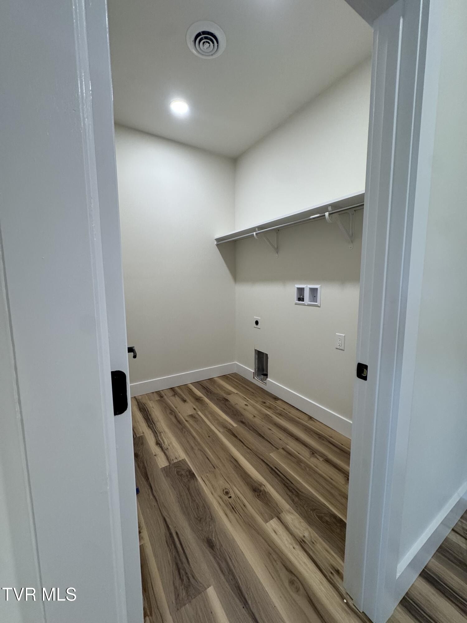 601 Sand Ridge Circle. Jonesborough, TN 37659