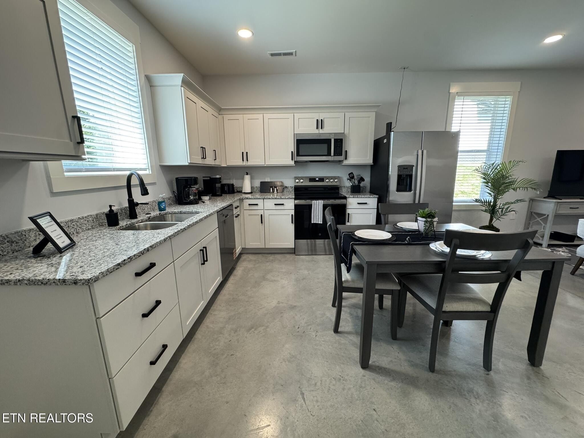 Lance Drive. Knoxville, TN 37909