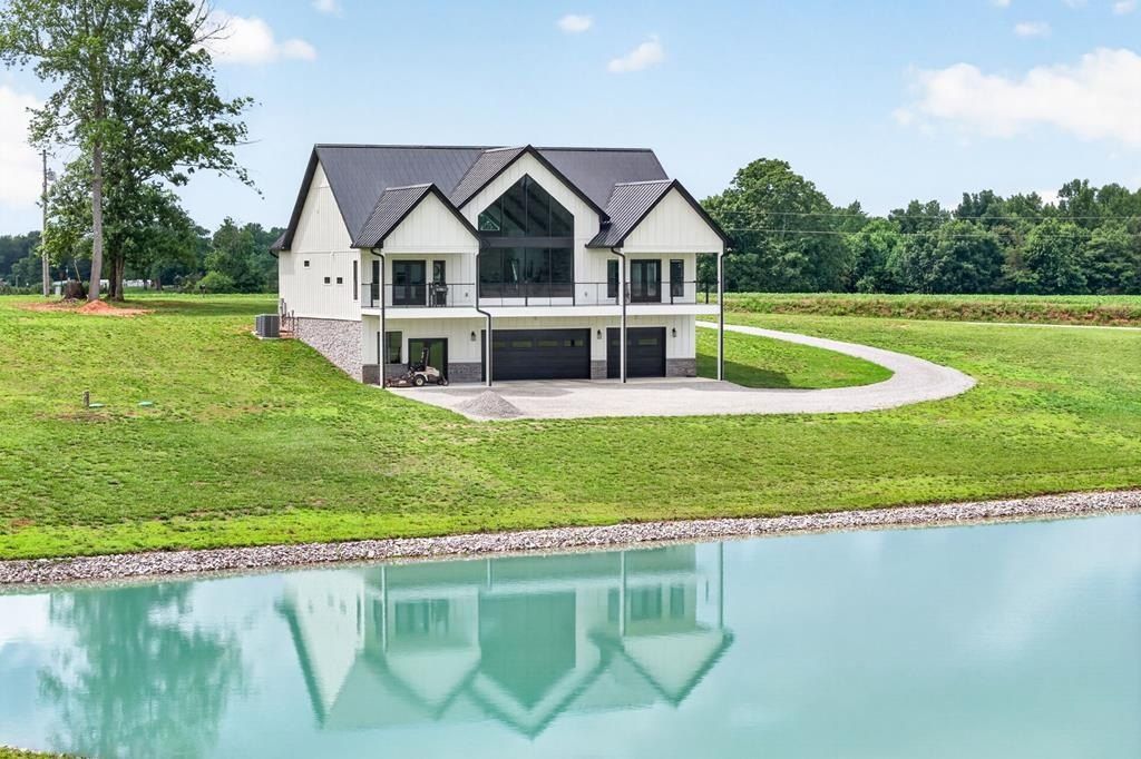 132 Ramsey Stretch Rd. Monroe, TN 38573