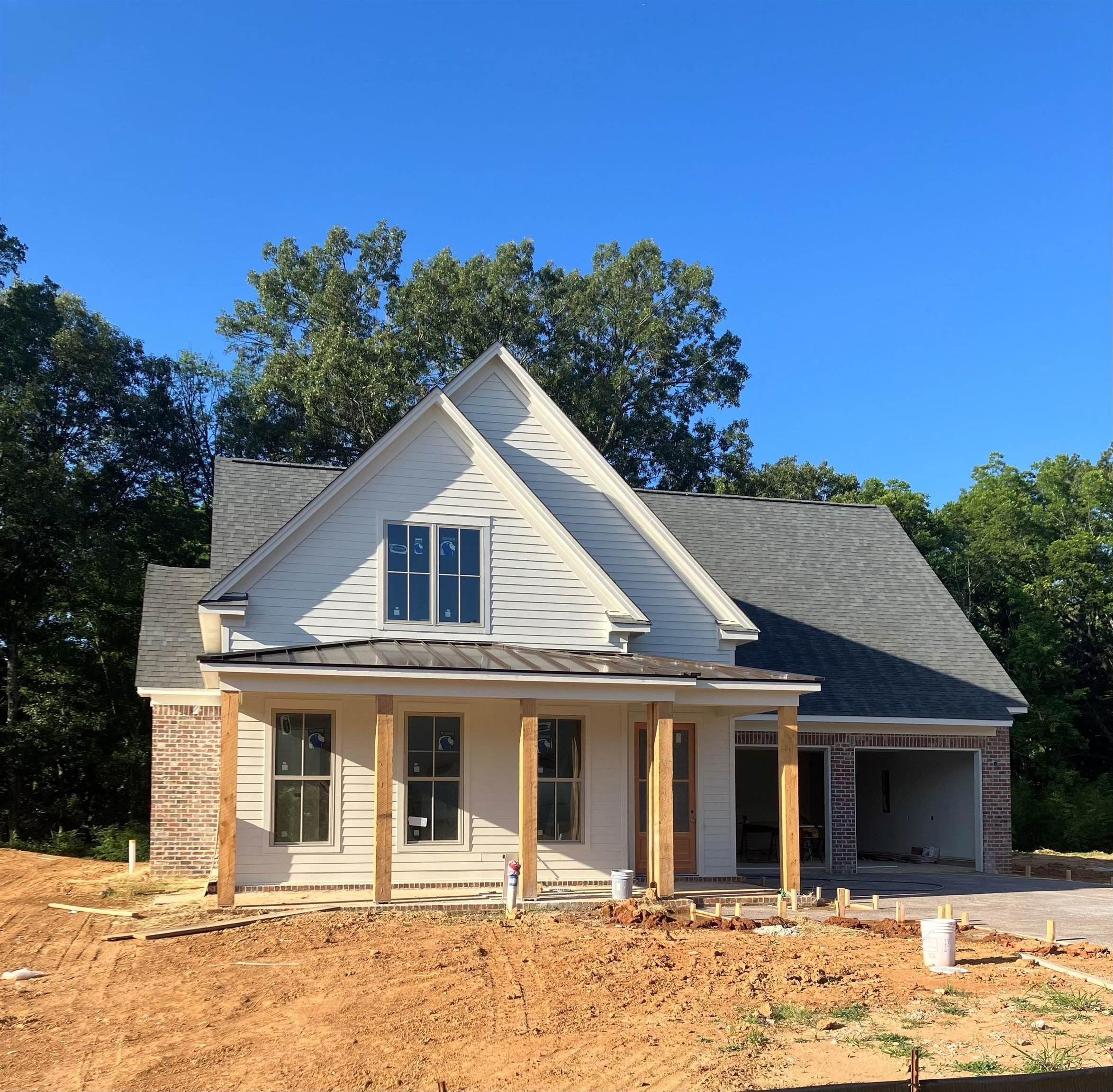 275 Mossberry Ln. Collierville, TN 38017