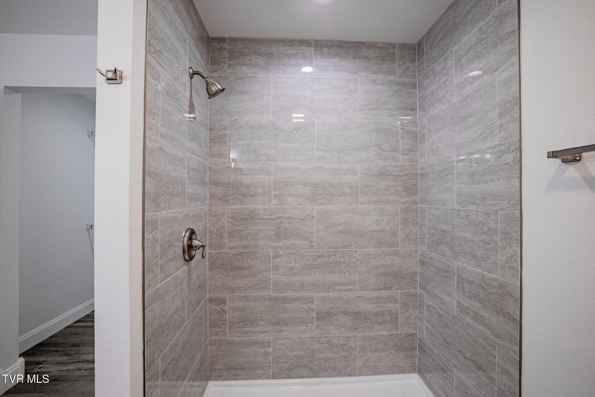 130 Keeneland Circle. Greeneville, TN 37743