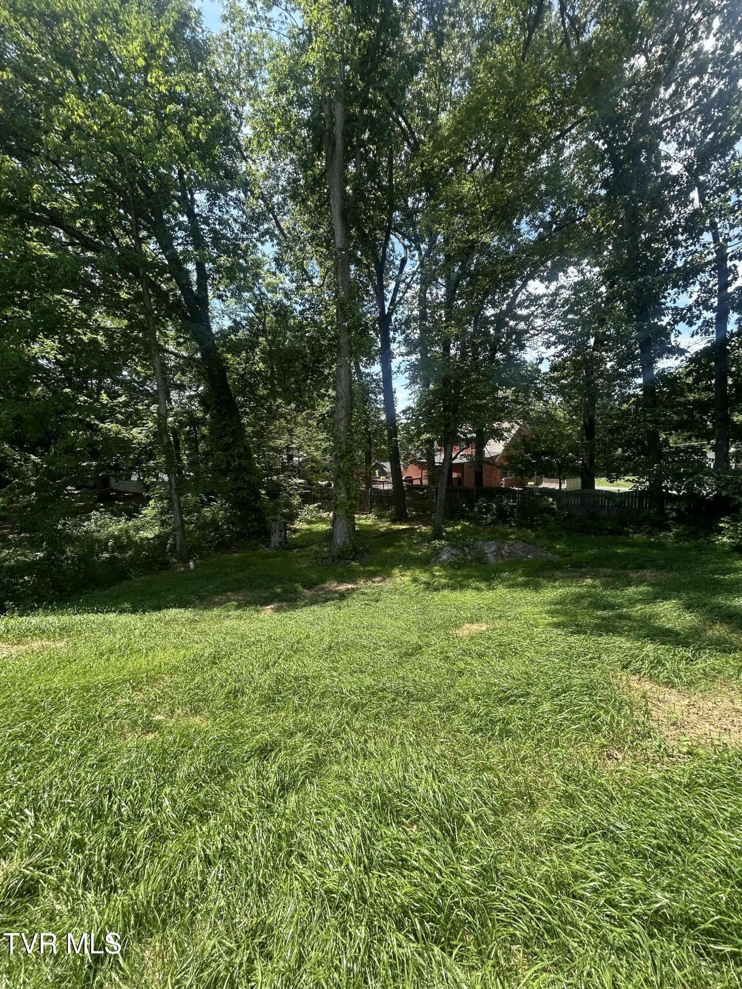 2984 Ashley Street. Kingsport, TN 37664