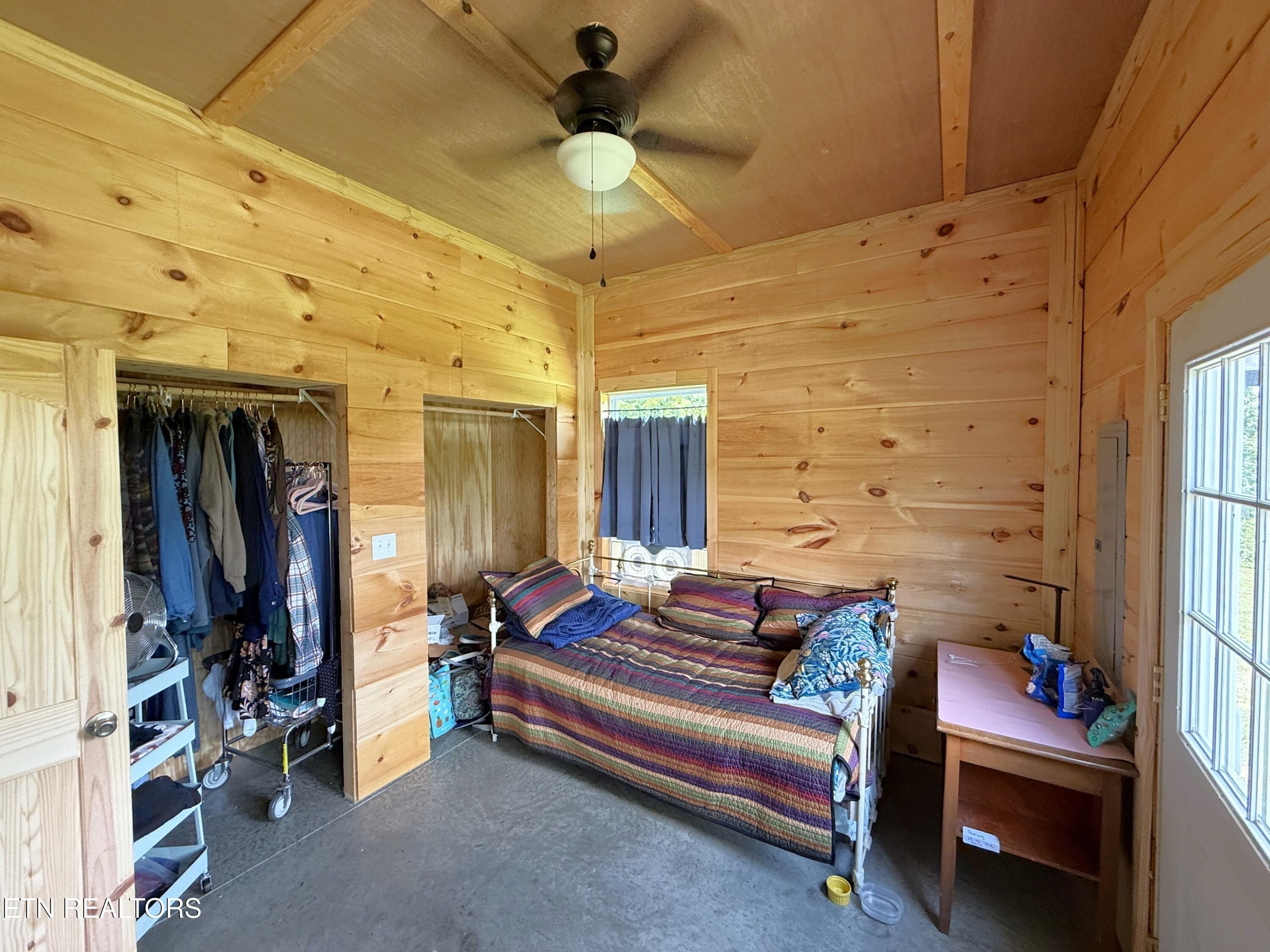 1910 Seaton Rd. Greeneville, TN 37743