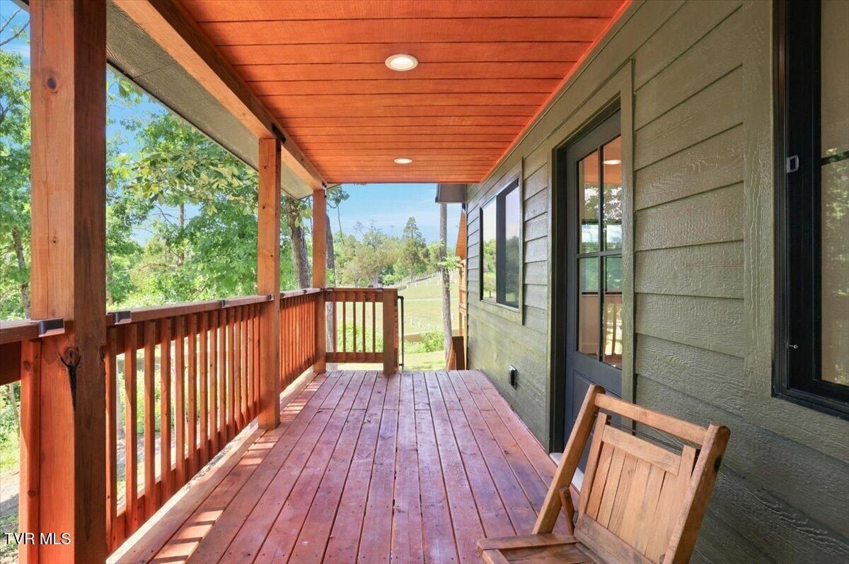 403 Crescent Drive. Greeneville, TN 37743