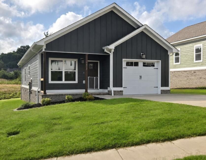 1017 Mccann Drive Se. Cleveland, TN 37311