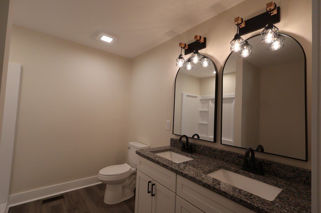 7208 Carthage Rd. Pleasant Shade, TN 37145