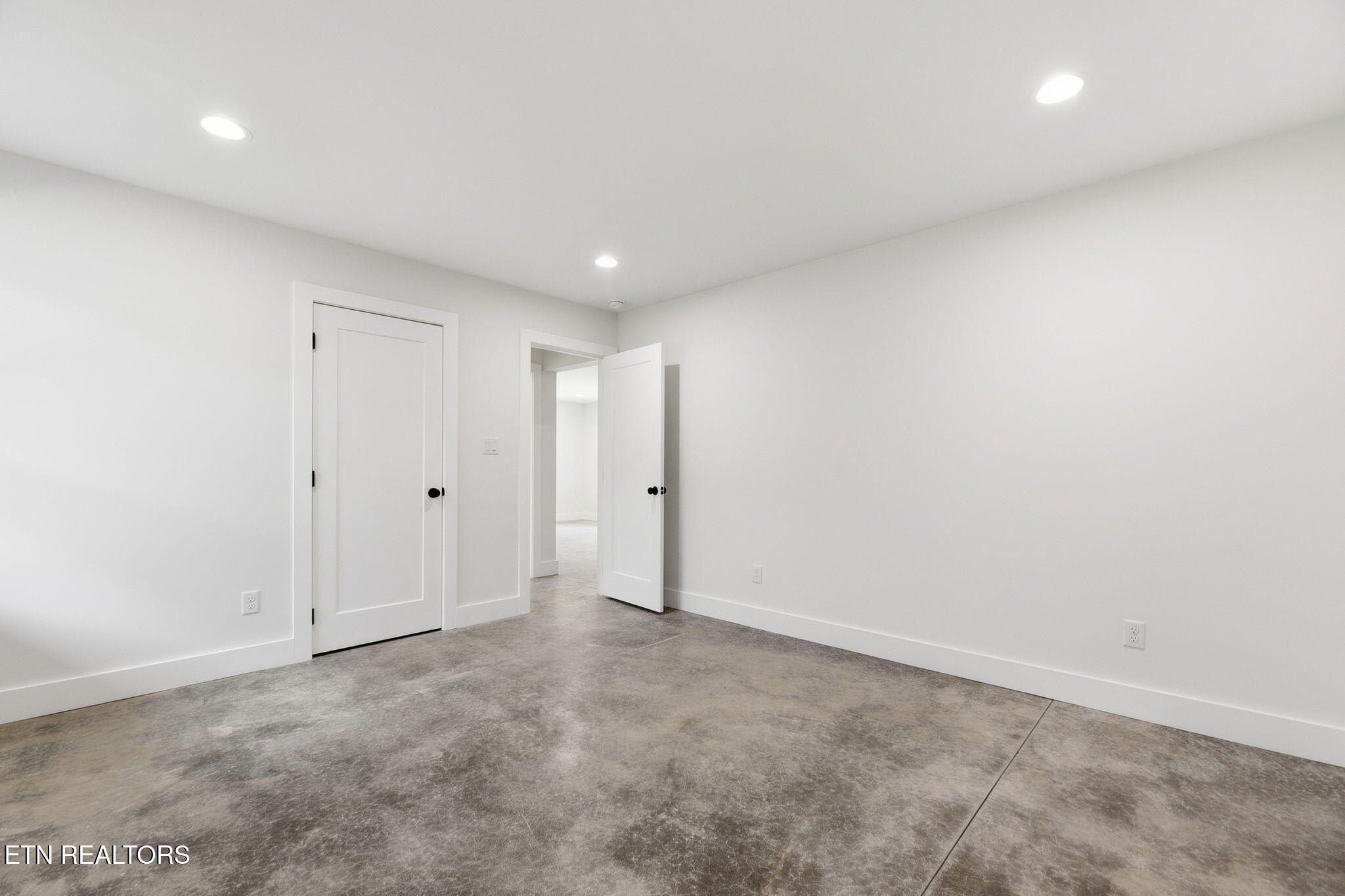 Rugby Ave. Knoxville, TN 37920