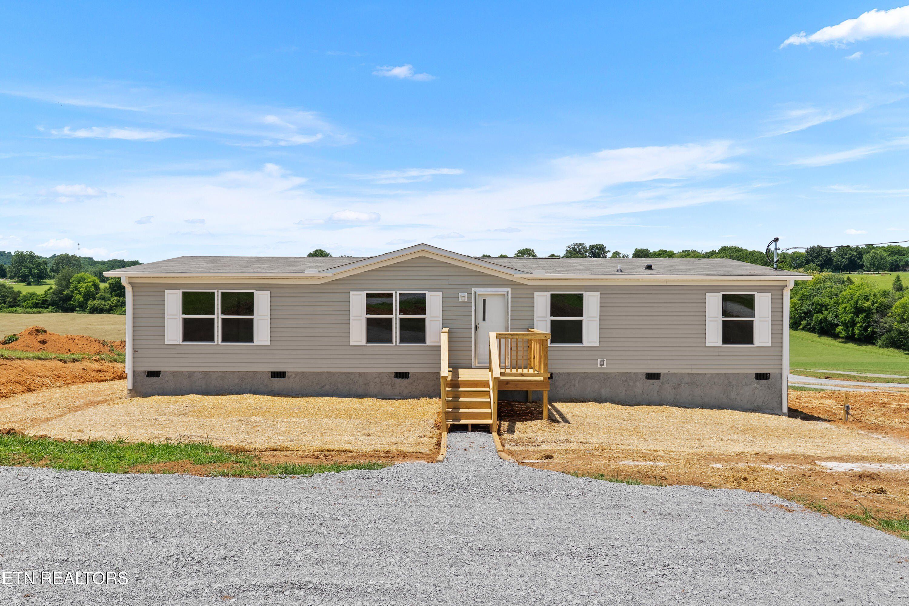 277 Thompson Rd. Madisonville, TN 37354