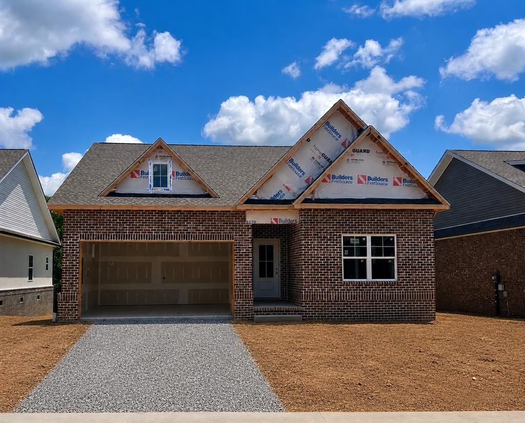 1110 Cross Pointe Dr. Cookeville, TN 38506