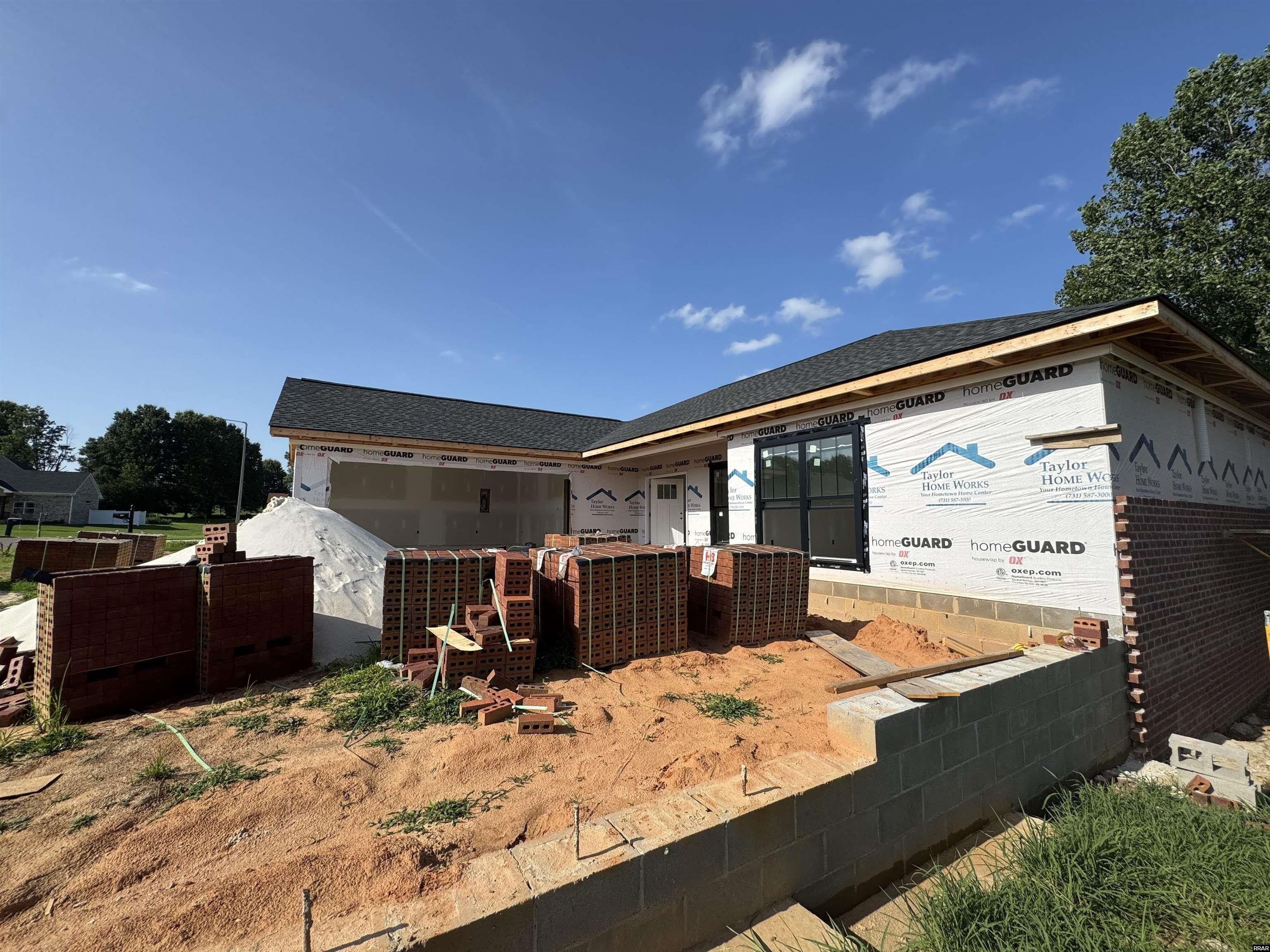 Hidden Hills Cove. Martin, TN 38237