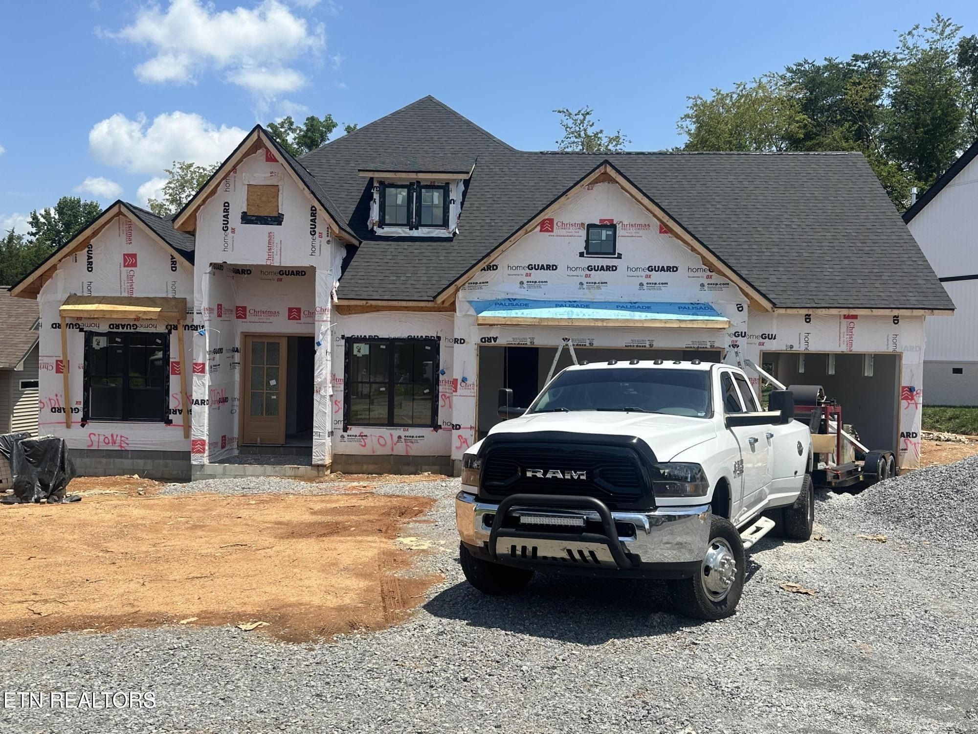 506 Dudala Circle. Loudon, TN 37774