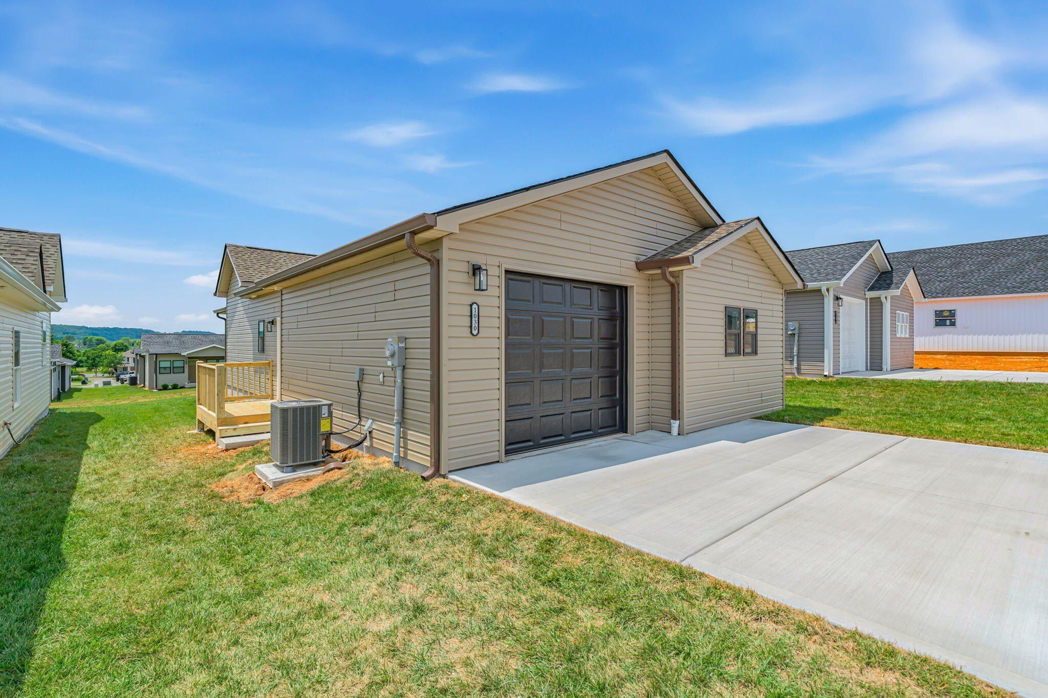 1030 Wentford Avenue. Sweetwater, TN 37874
