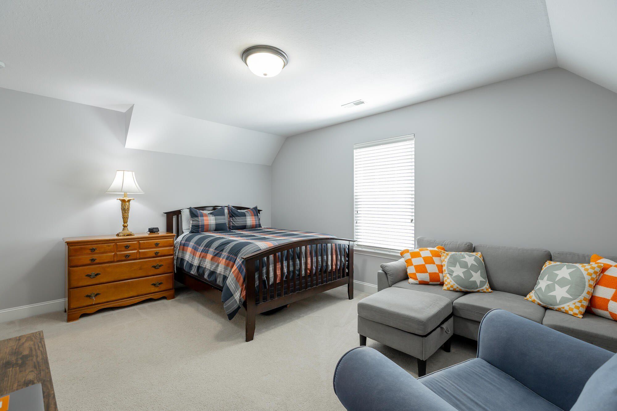 385 Olivia Lane. Soddy Daisy, TN 37379