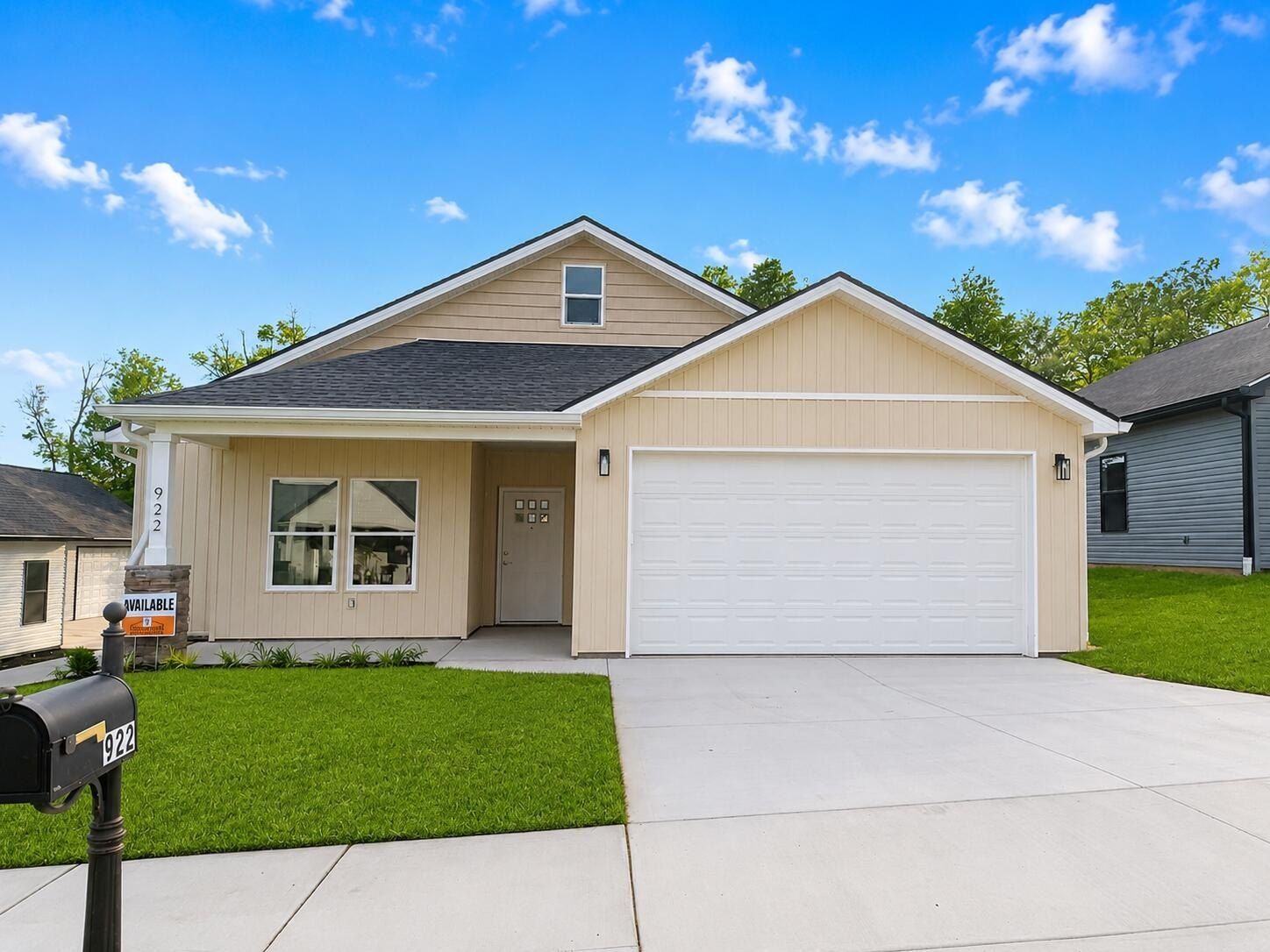 922 Stratford Avenue. Sweetwater, TN 37874