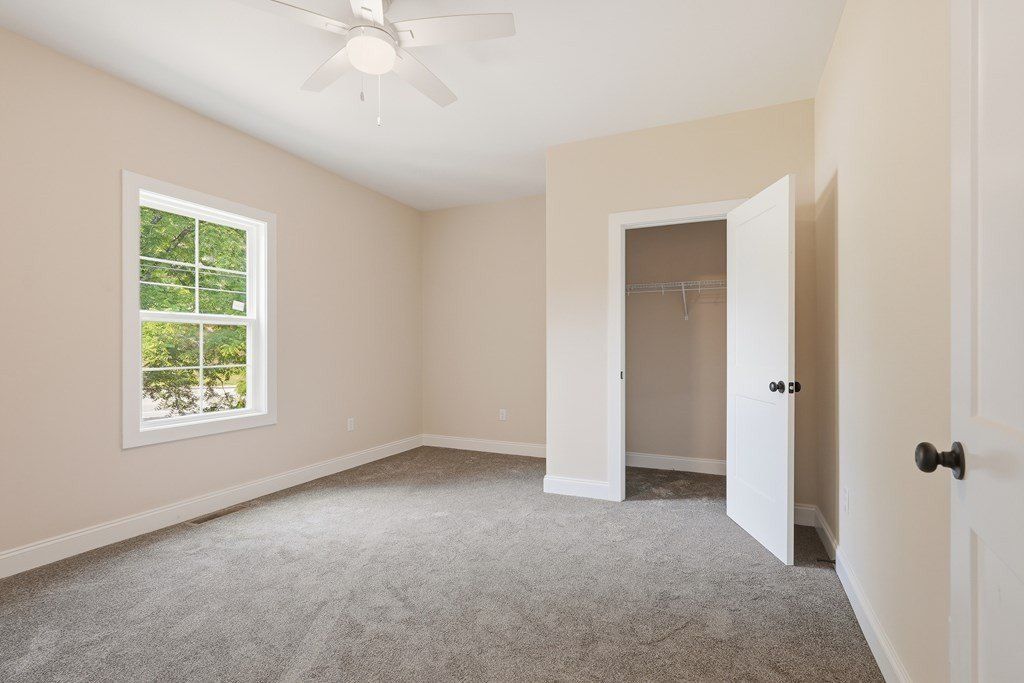 1205 Buckingham Place. Cookeville, TN 38501