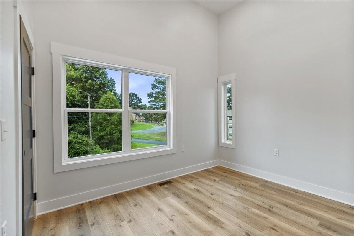 3008 Henderson Avenue Nw. Cleveland, TN 37312