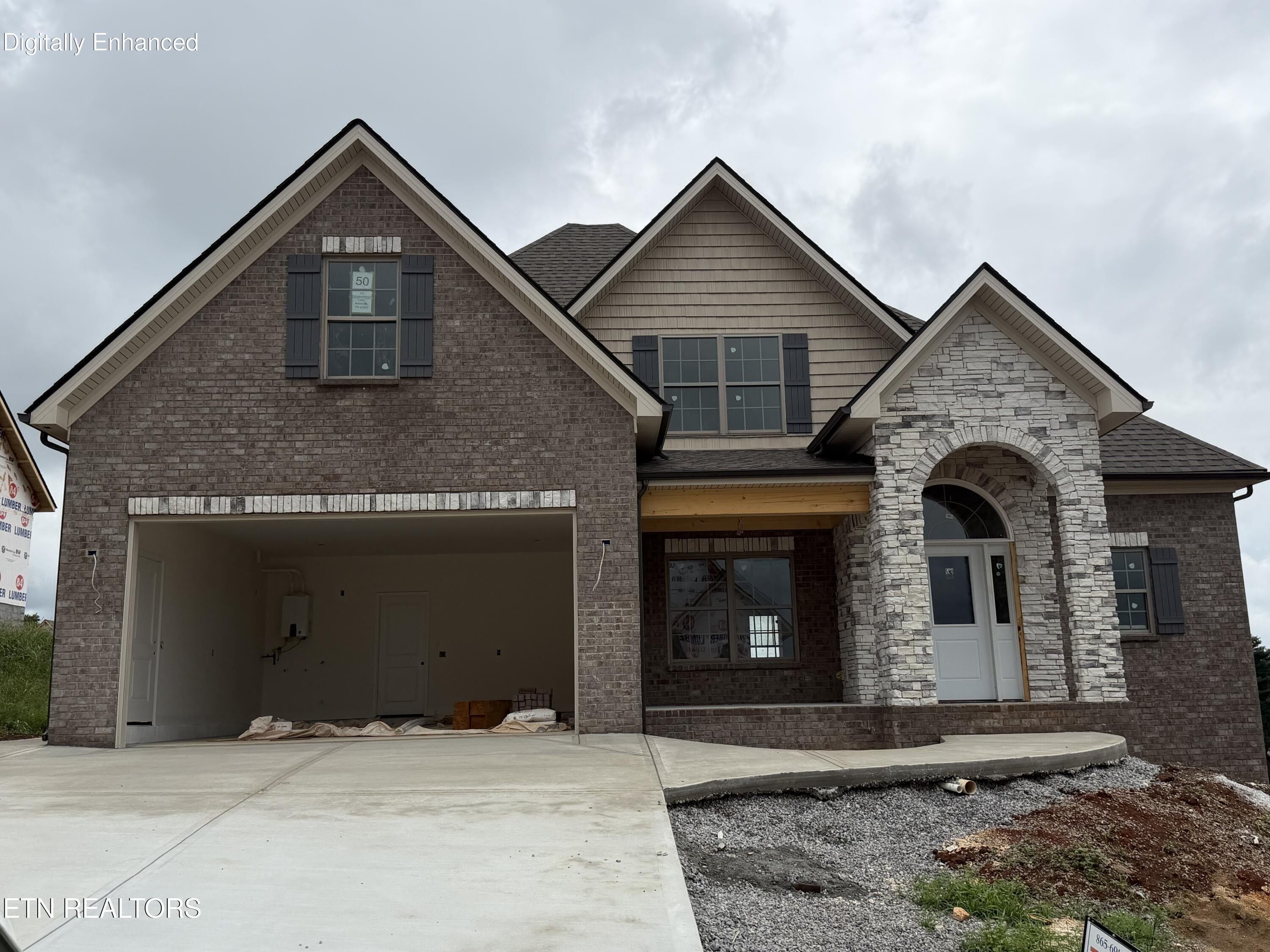332 Rugby Manor Ln. Knoxville, TN 37923