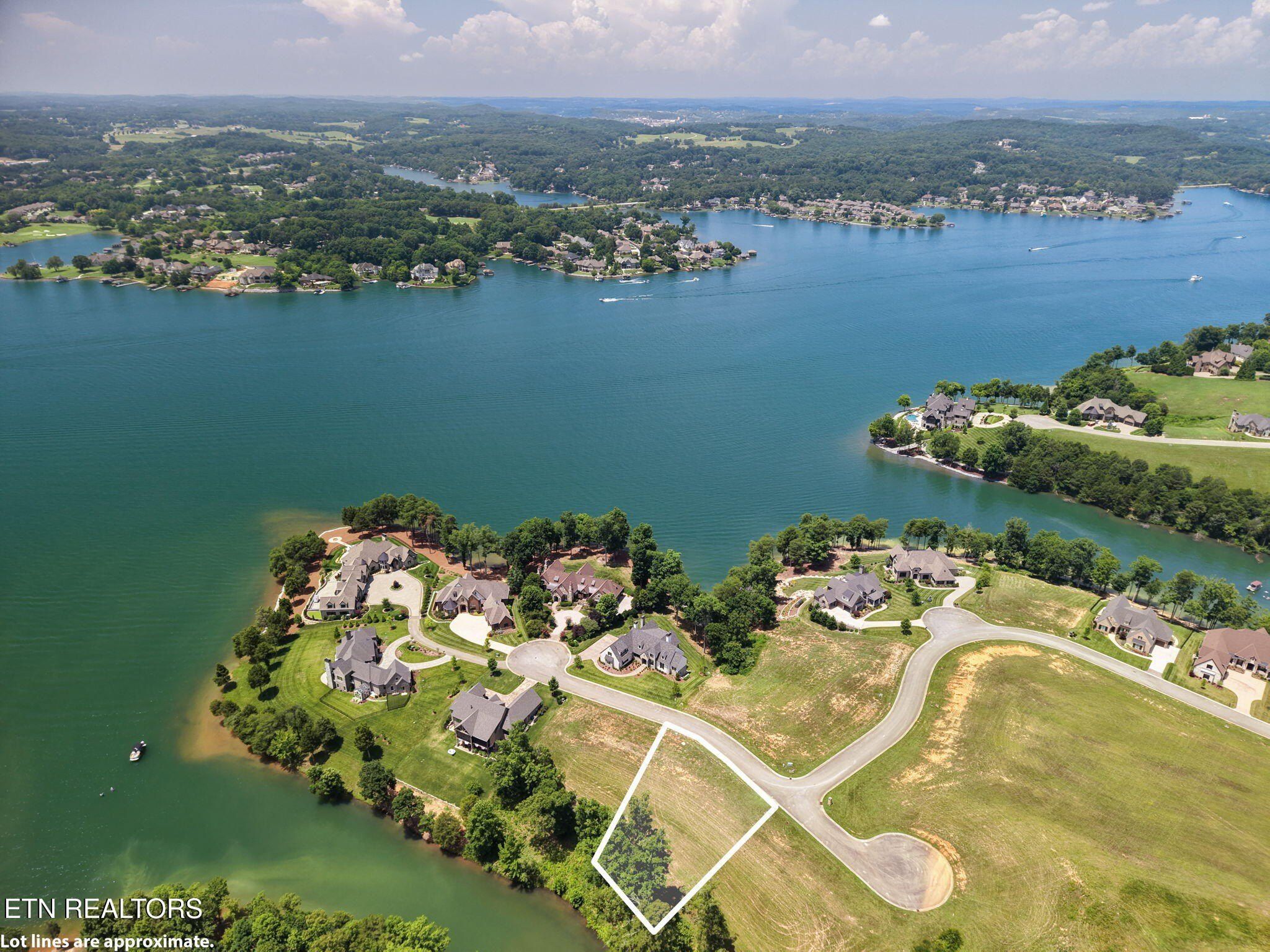 259 Careen Court. Lenoir City, TN 37772