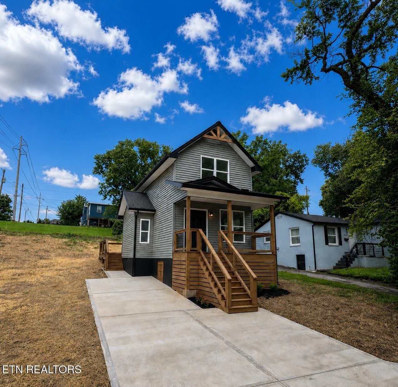 2938 Hillside Ave. Knoxville, TN 37914