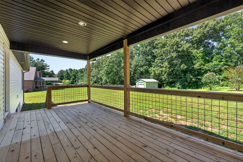 254 Bob Johnson Ln. Cookeville, TN 38501
