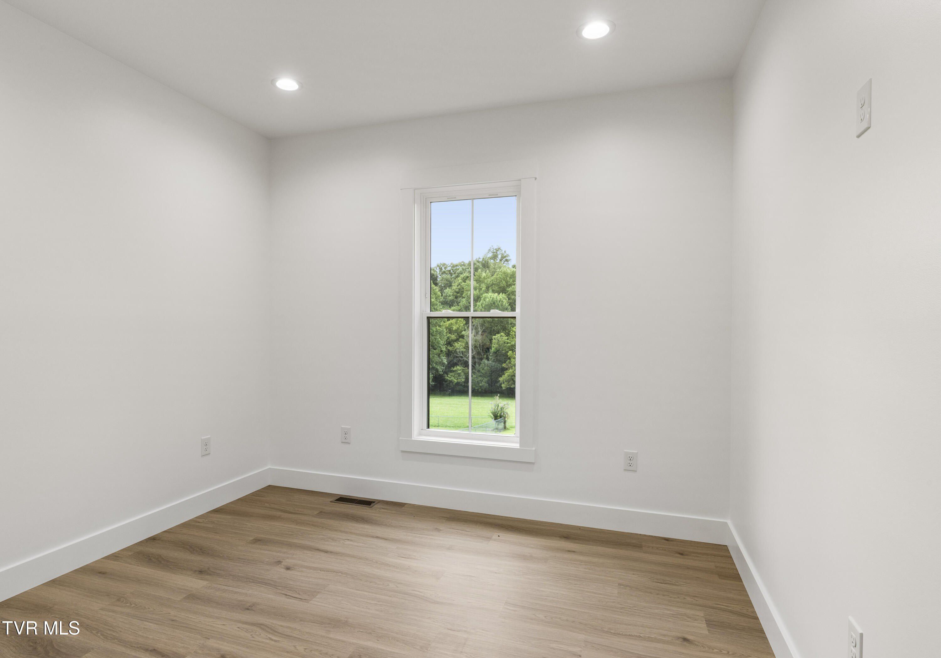3730 Chuckey Pike. Chuckey, TN 37641