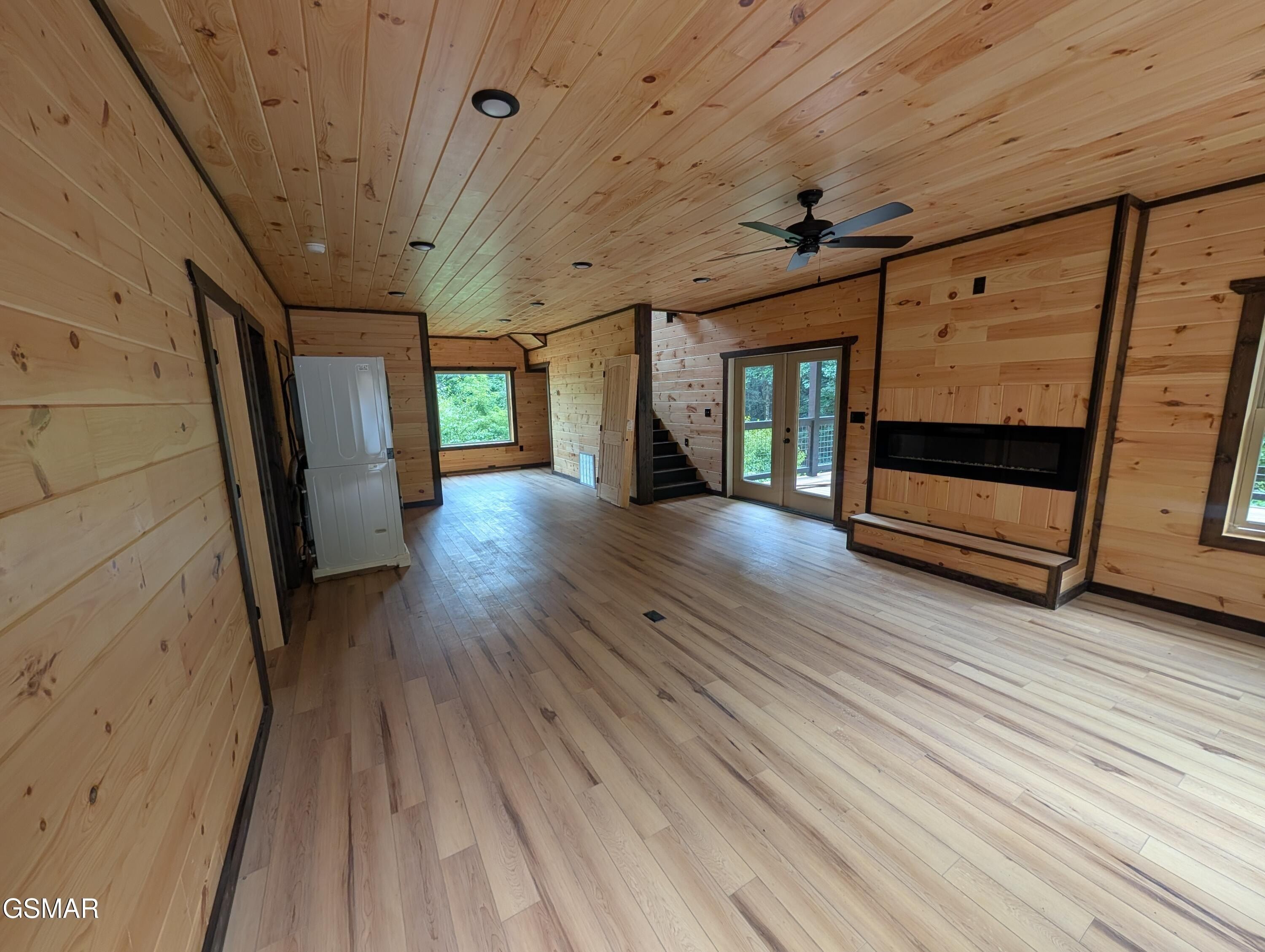 928 Ski Mountain Road. Gatlinburg, TN 37738