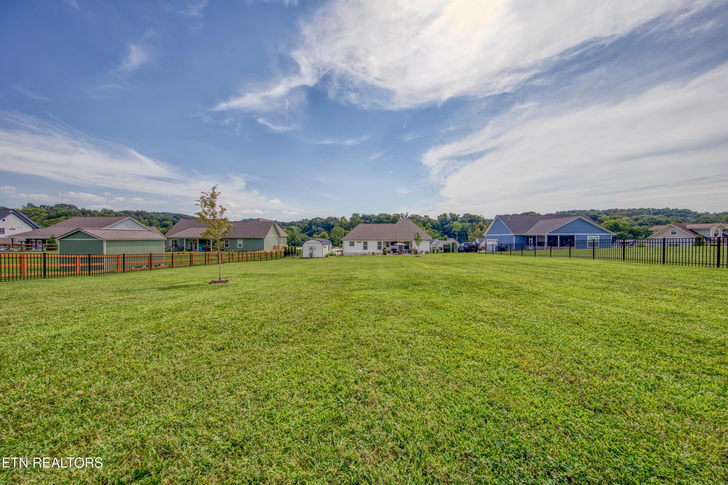 1928 River Mist Circle. New Market, TN 37820